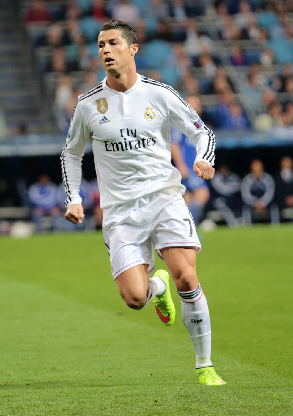 Cristiano Ronaldo com a camisa branca do Real Madrid